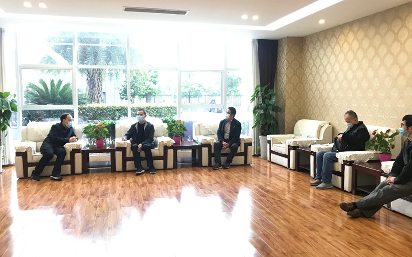 news01.jpg news01.jpg